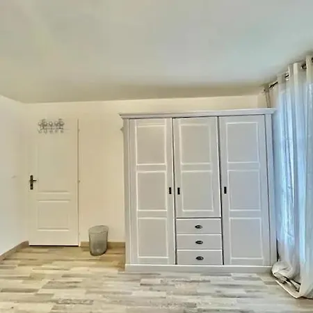 Maison Spacieuse De Lila Avec 3 Places De Parkings * Crevecoeur-le-Grand